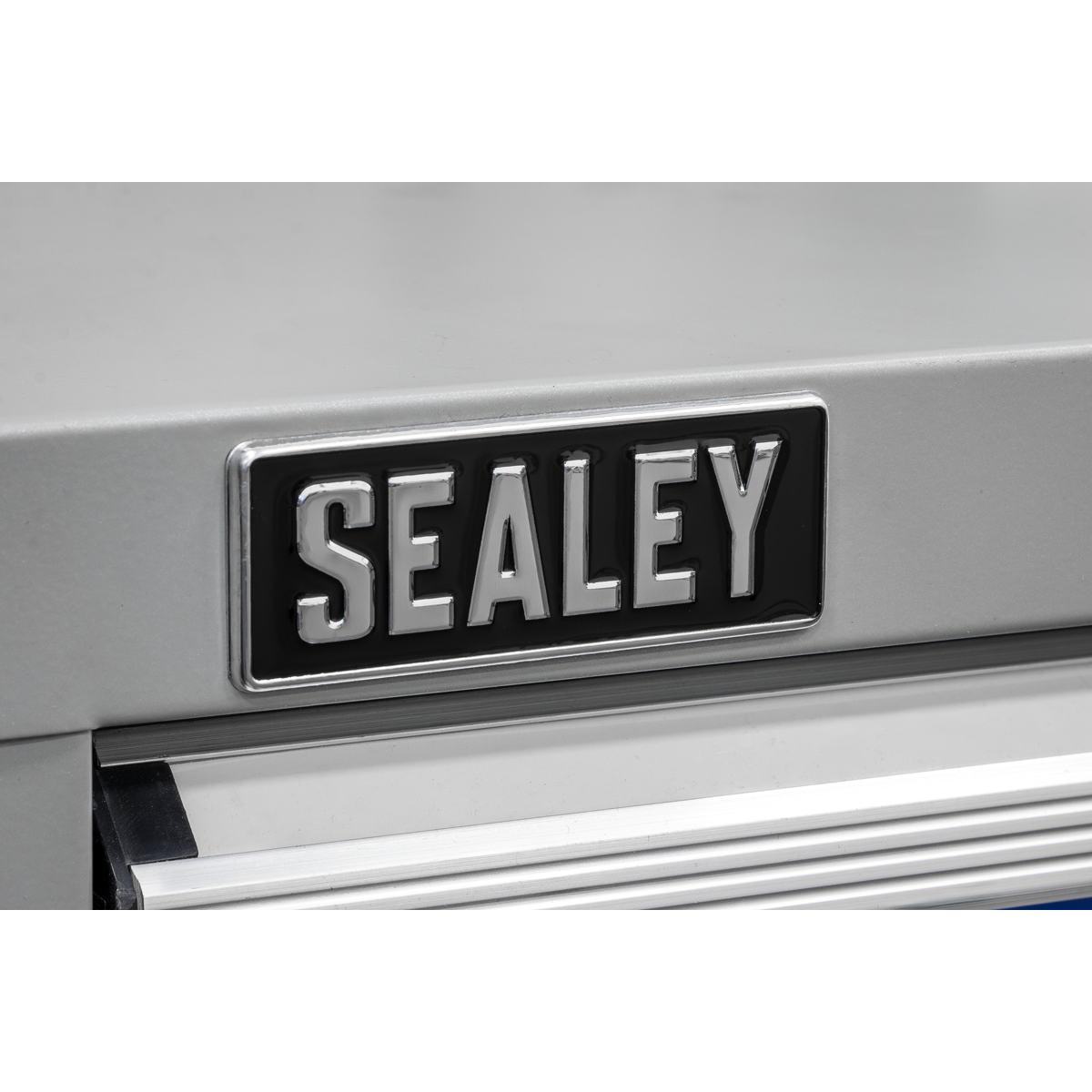 Premier Industrial API5657B Premier Industrial™ Mobile Industrial Cabinet 5 Drawer