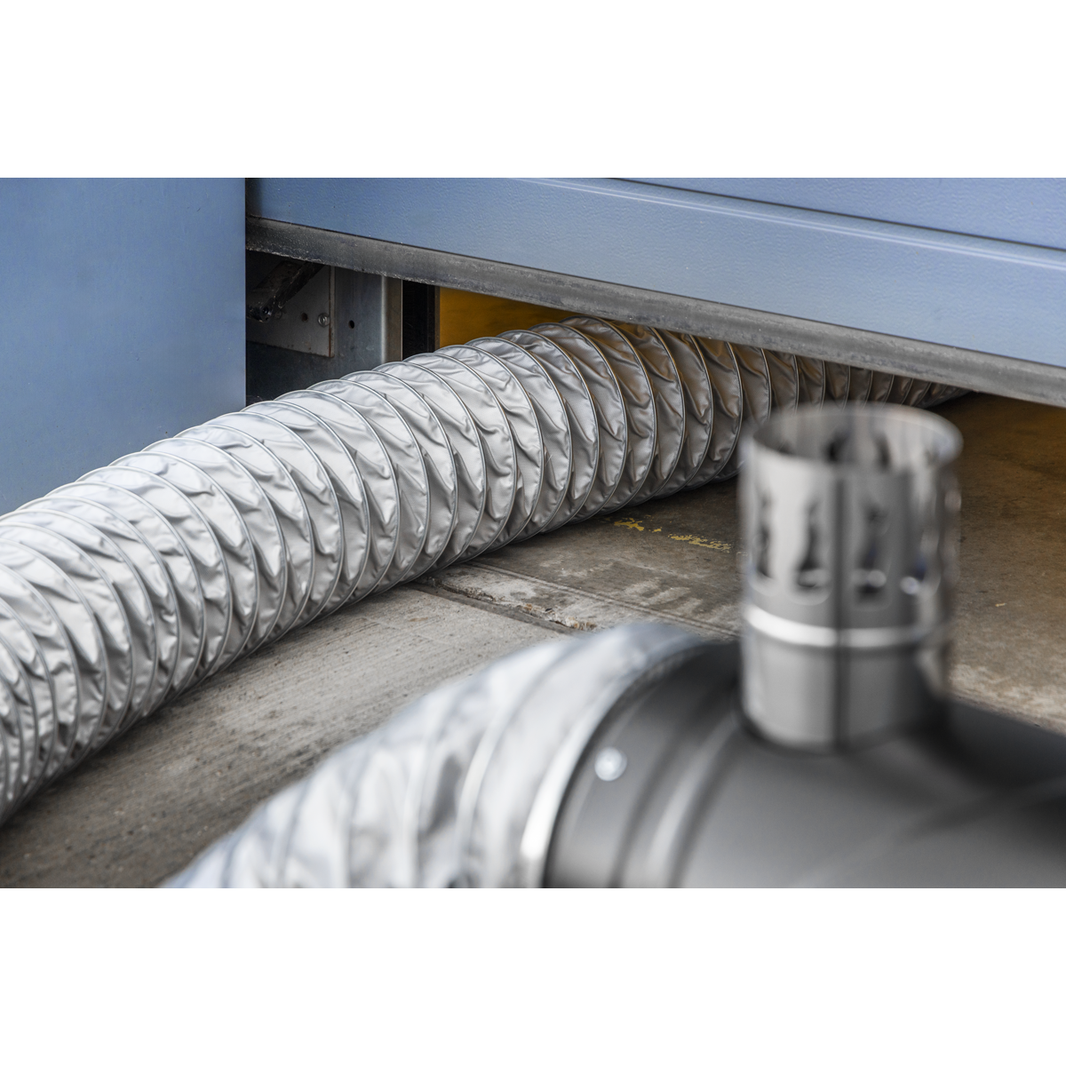 Sealey ABI1000 Space Warmer® Indirect Kerosene/Diesel Heater with Wheels 102,000Btu/hr