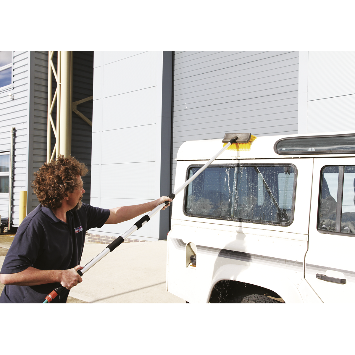 Sealey CC50 Large Angled Flo-Thru Brush with 1.7m Telescopic Handle