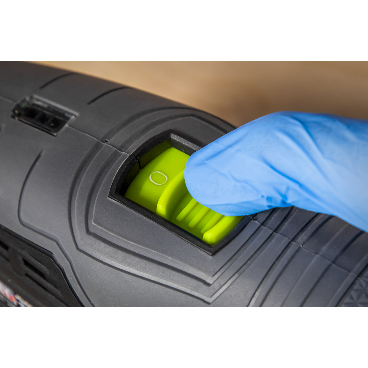 Sealey CP108VDSBO SV10.8 Series 150mm Cordless Detail Sander 10.8V - Body Only