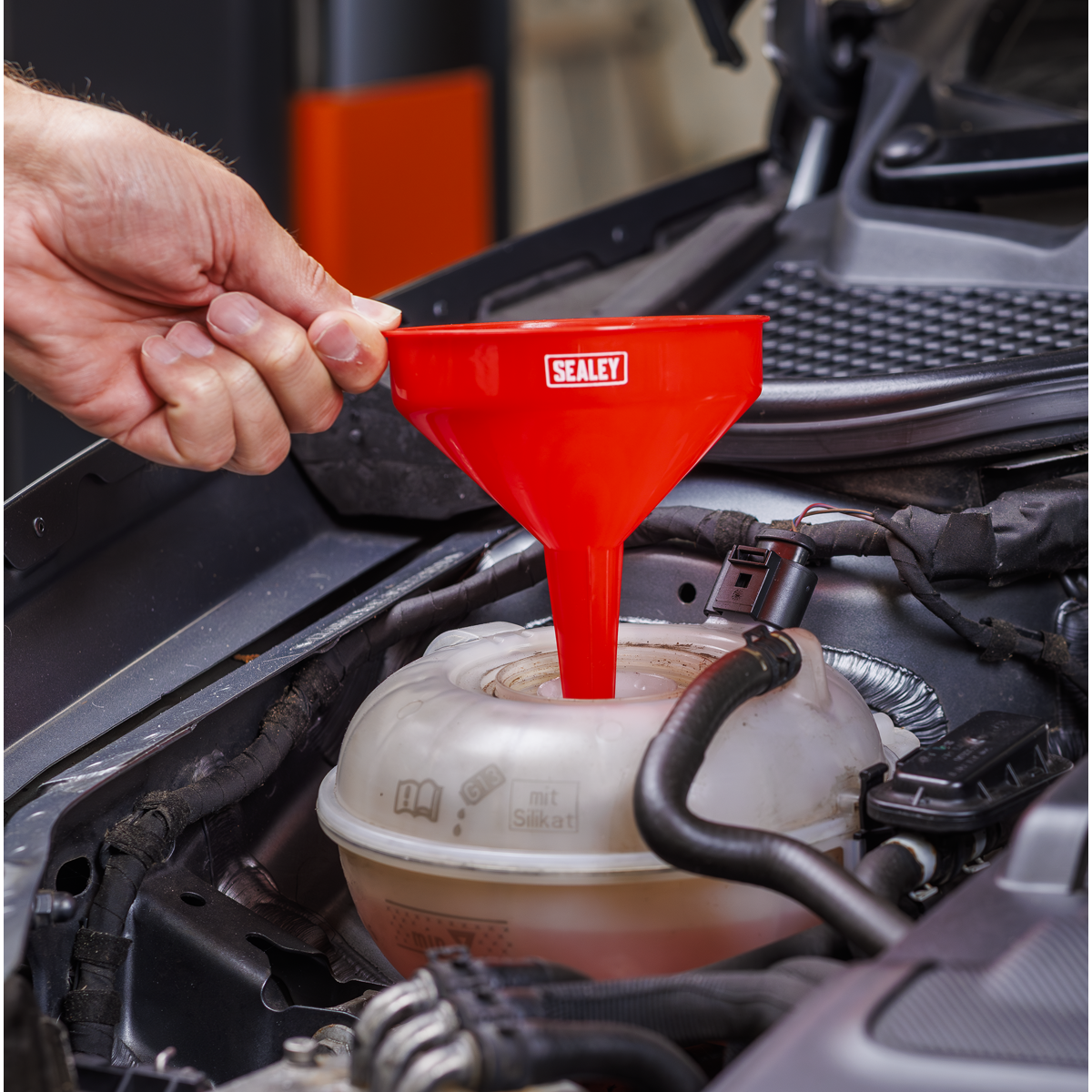 Sealey F1 Fixed Spout Funnel 120mm - Small