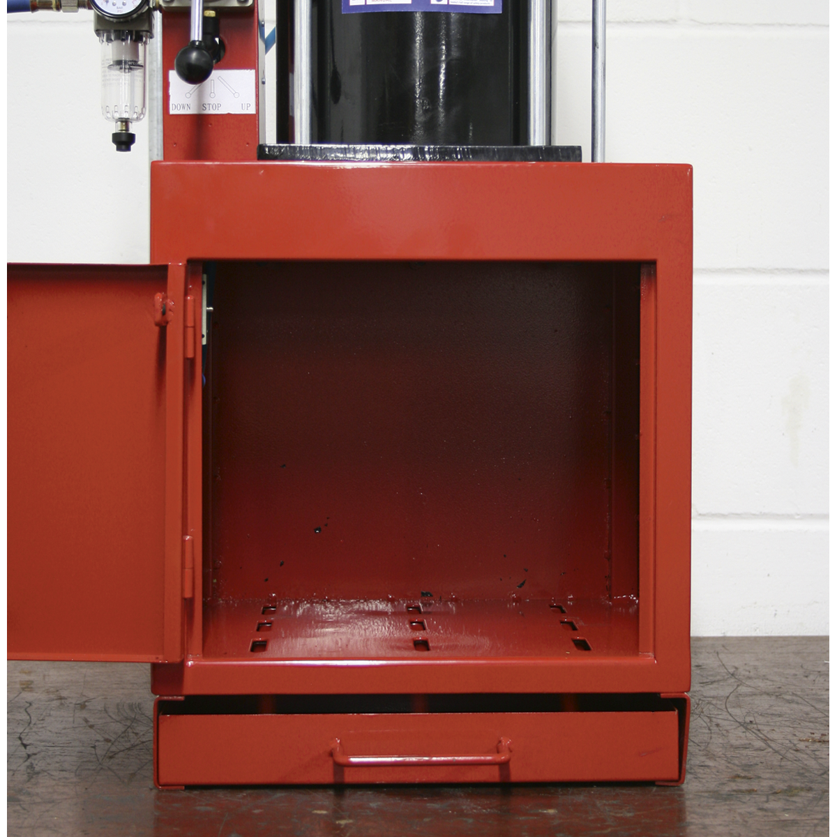 Sealey HCC08 Pneumatic Paint Can Crusher 2.2 Tonne