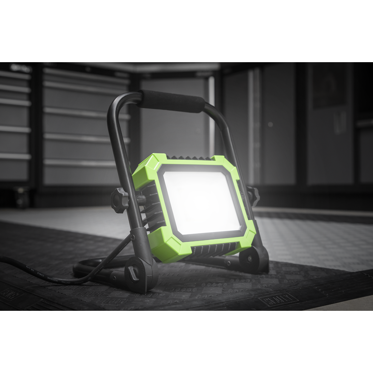 Sealey LED24WL Portable Floodlight 24W SMD LED 230V