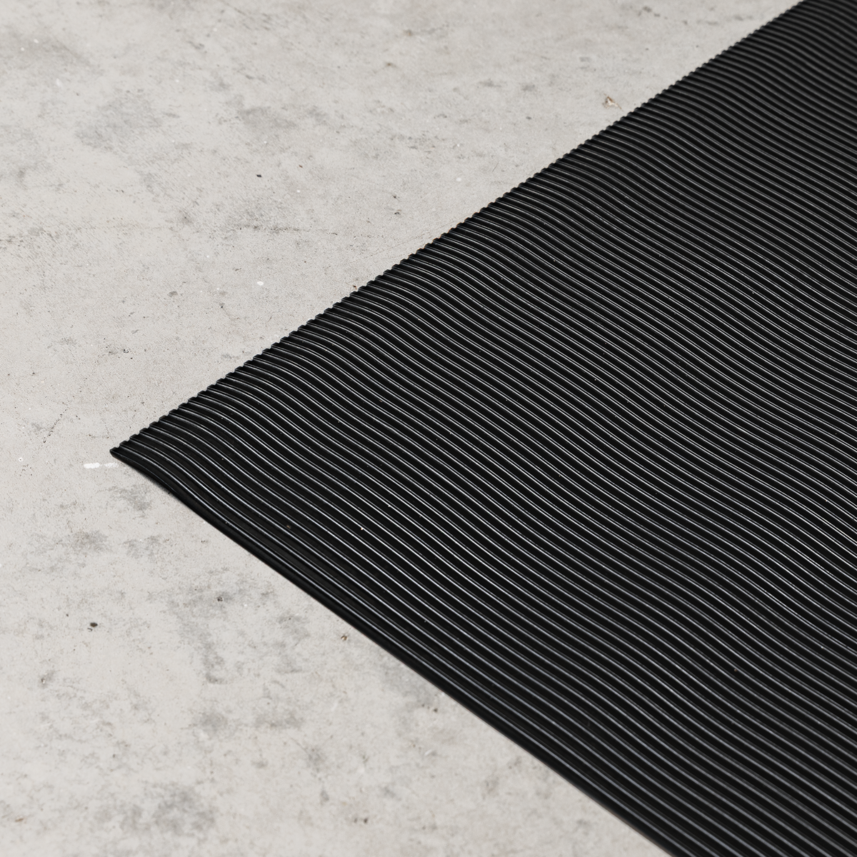 Sealey MCR10100 Ribbed Workshop Matting 1000 x 10000mm - Pack of 1