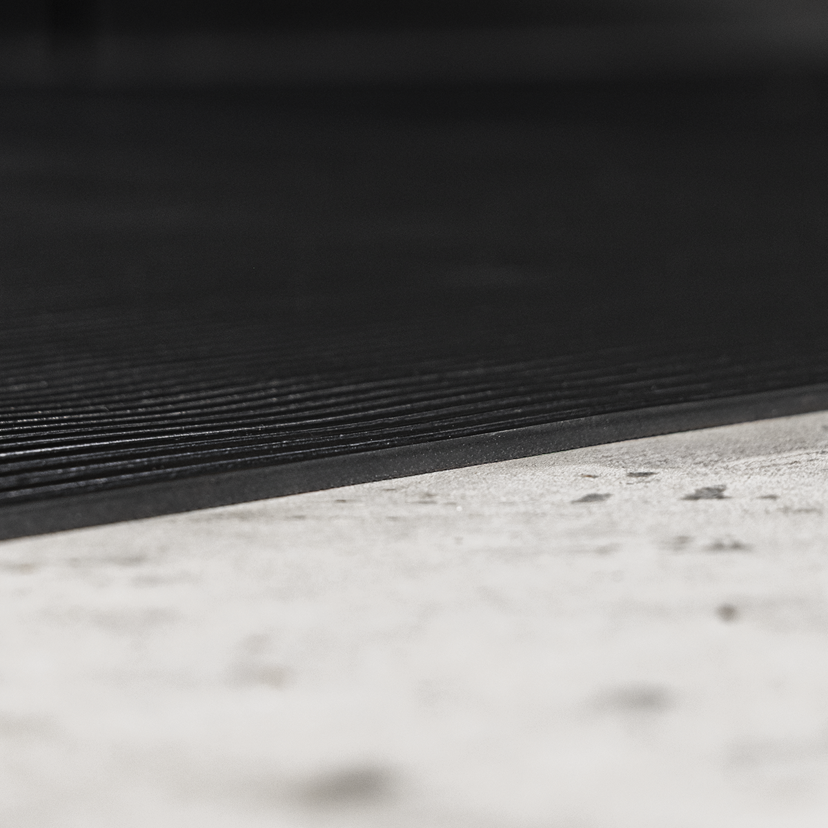 Sealey MCR10100 Ribbed Workshop Matting 1000 x 10000mm - Pack of 1