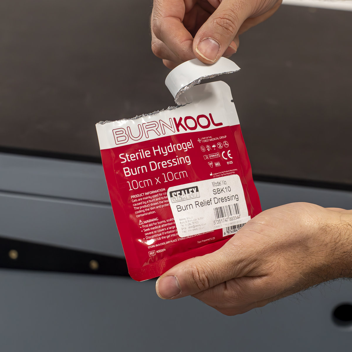 Sealey SBK10 Burn Relief Dressing 100 x 100mm