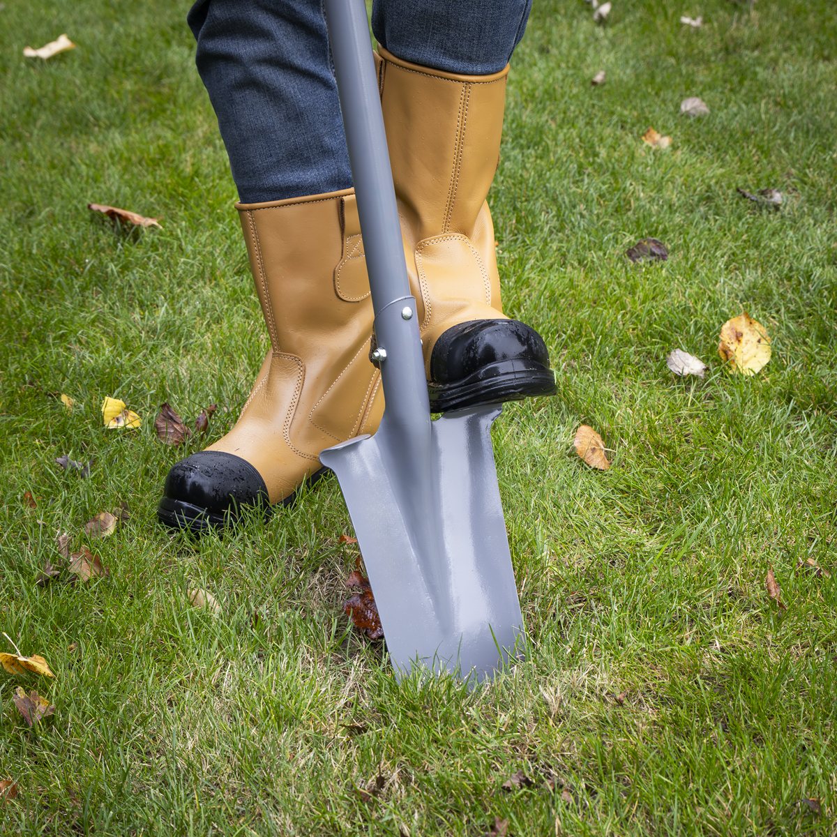 Sealey SFS01 Long Handled Fencing Spade 1200mm