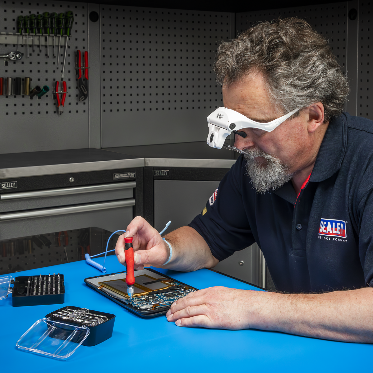 Sealey TA600 Anti-Static Bench Mat 900 x 600mm