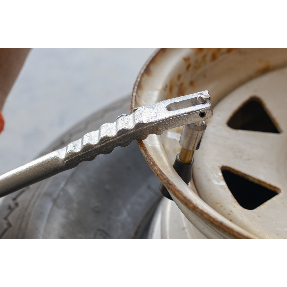 Sealey TST/TVI Tyre Valve Installer