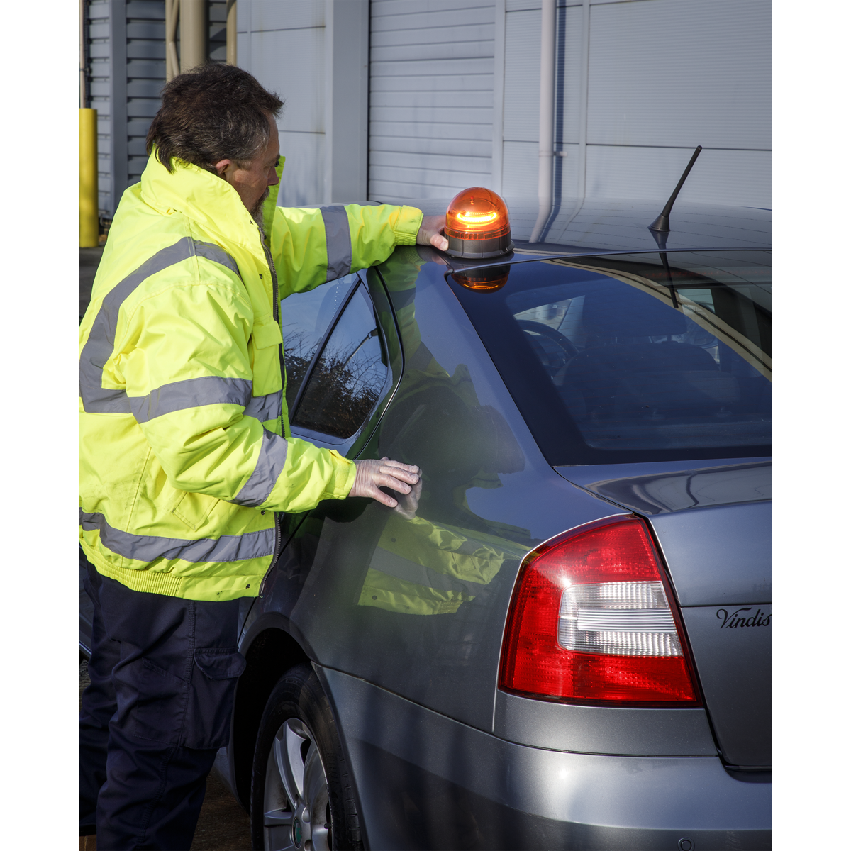 Sealey WB954LED Warning Beacon with Magnetic Base 20W SMD LED 12/24V