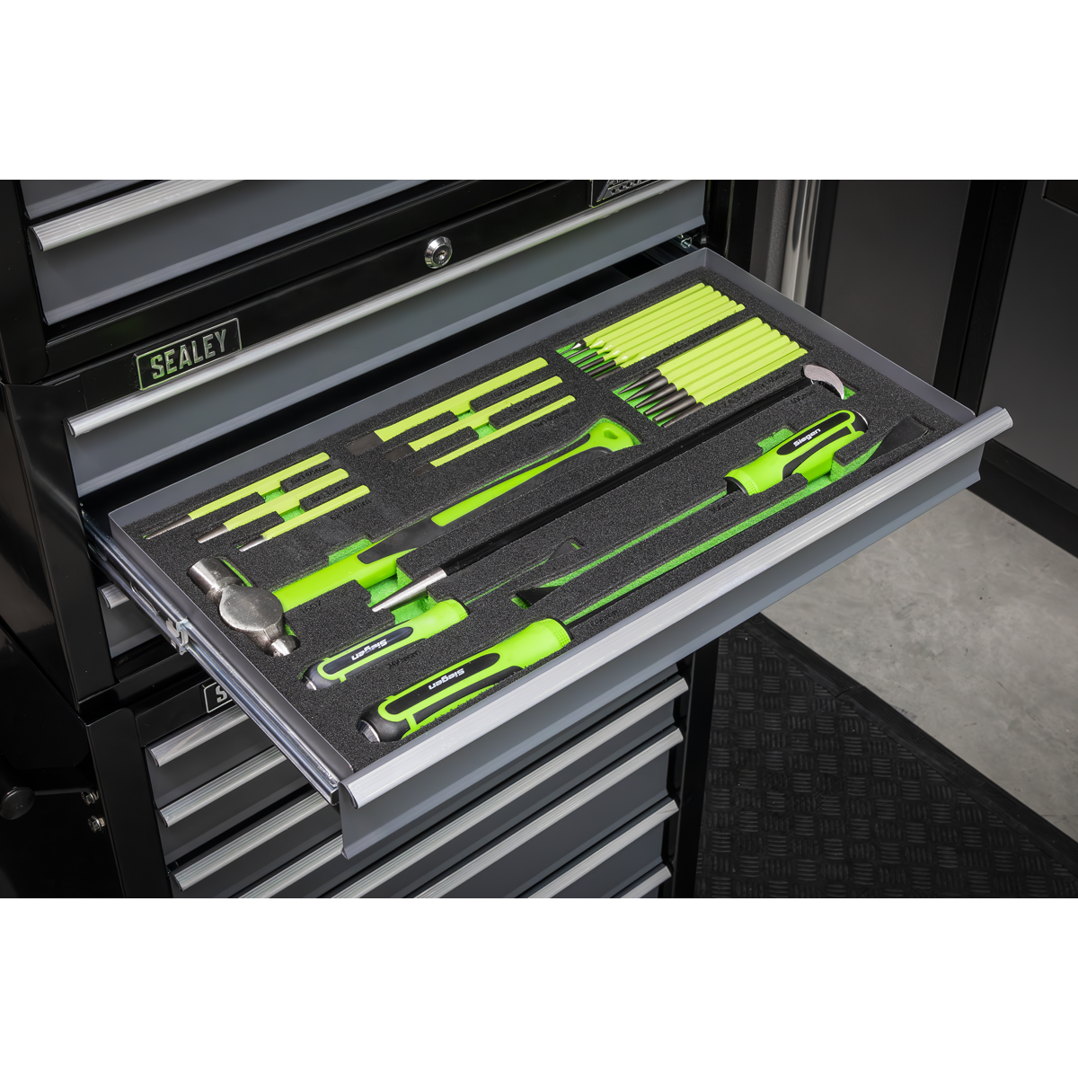 Siegen S01279 Siegen Pry Bar, Hammer & Punch Set with Tool Tray 23pc