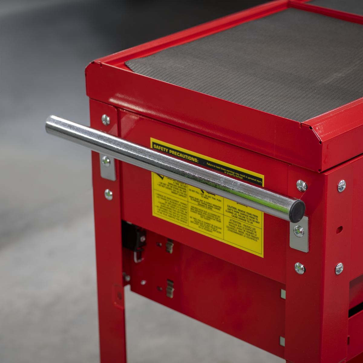 American Pro AP705M American PRO® Mobile Tool & Parts Trolley - Red