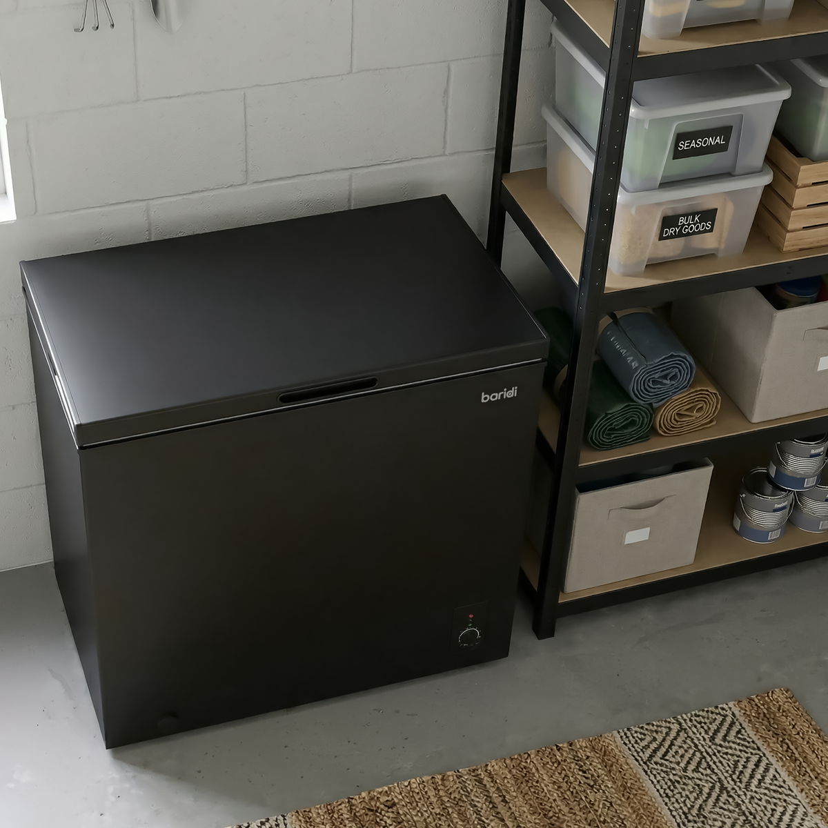 Baridi DH151 Baridi Freestanding Chest Freezer 199L Capacity - Black