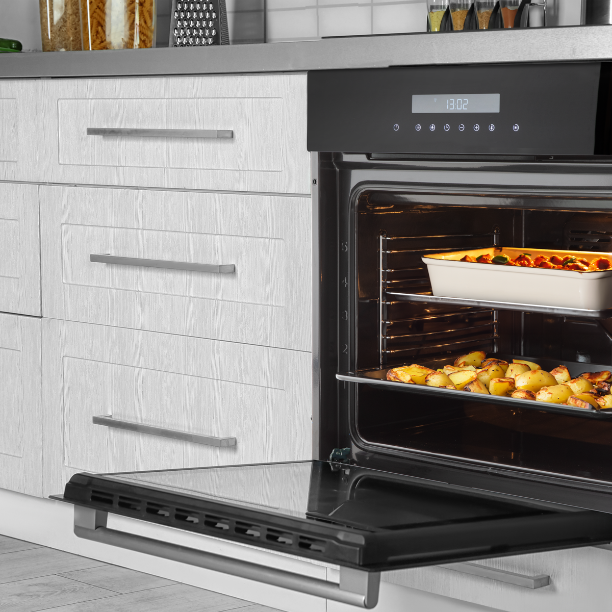 Baridi DH199 Baridi Integrated Fan-Assisted Electric Oven 60cm 72L Capacity - Black