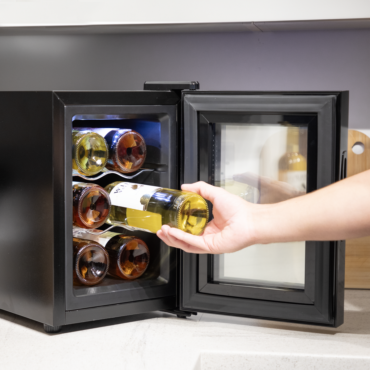 Baridi DH217 Baridi 6 Bottle Thermoelectric Tabletop Wine Cooler with Touch Control - Black