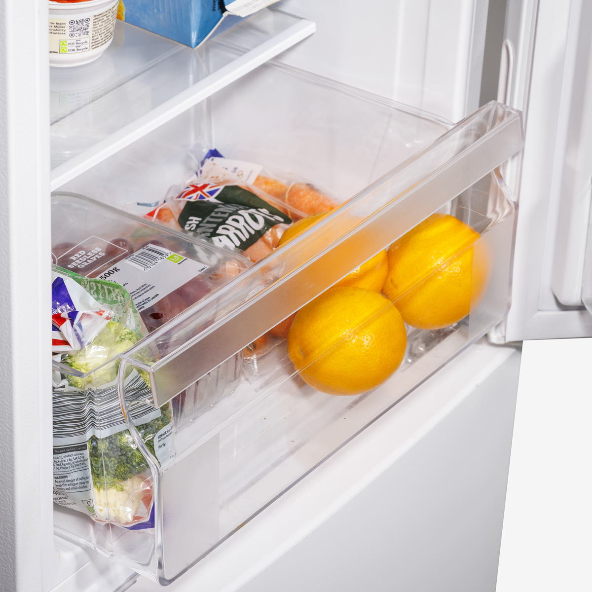 Baridi DH252 Baridi 70/30 Low Frost Fridge Freezer 157L Capacity - White