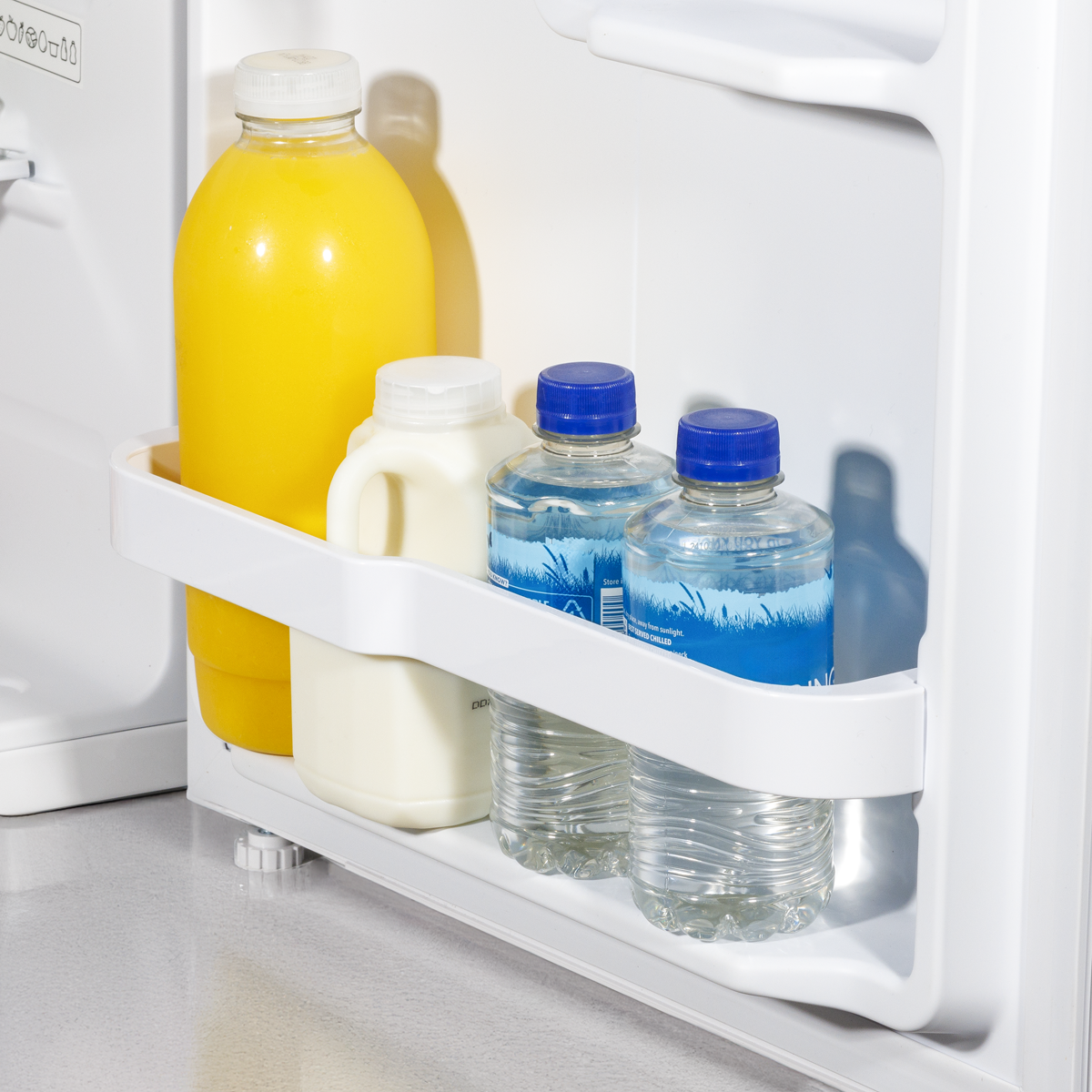 Baridi DH256 Baridi Tabletop Fridge with Ice Box, 46L Capacity, Adjustable Thermostat - White
