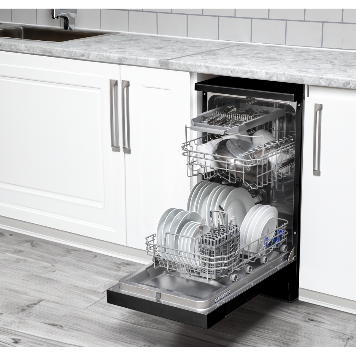 Baridi DH267 Baridi Slimline Freestanding Dishwasher 45cm Wide 10 Place Settings - Black