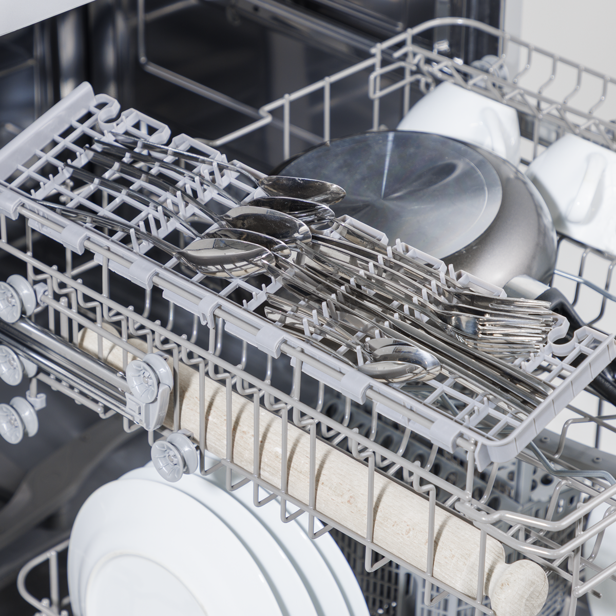 Baridi DH280 Baridi Regular Sized Freestanding Dishwasher 60cm Wide 13 Place Settings - Silver