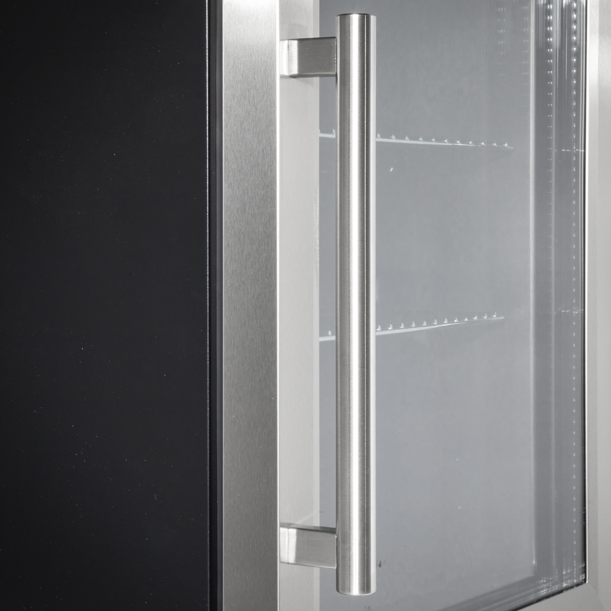Baridi DH31 Baridi Undercounter Drinks, Beer & Wine Fridge with Wire Shelves, Internal Light & Security Lock 85L - Stainless Steel