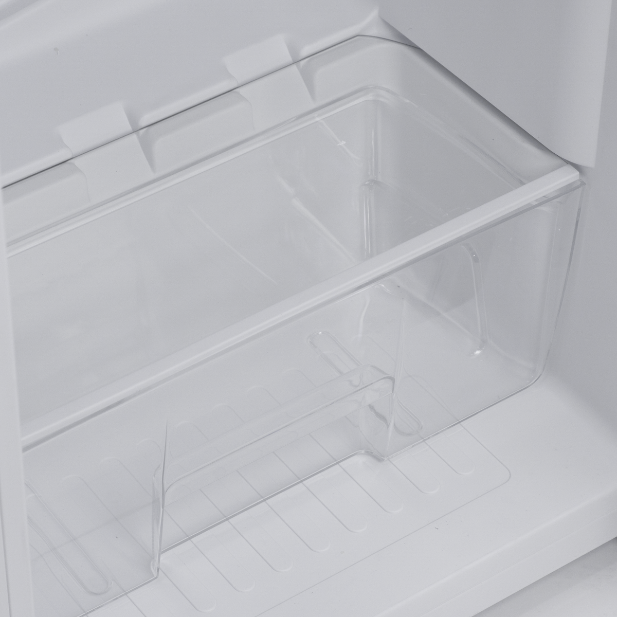 Baridi DH322 Baridi Freestanding Larder Fridge 241L – White