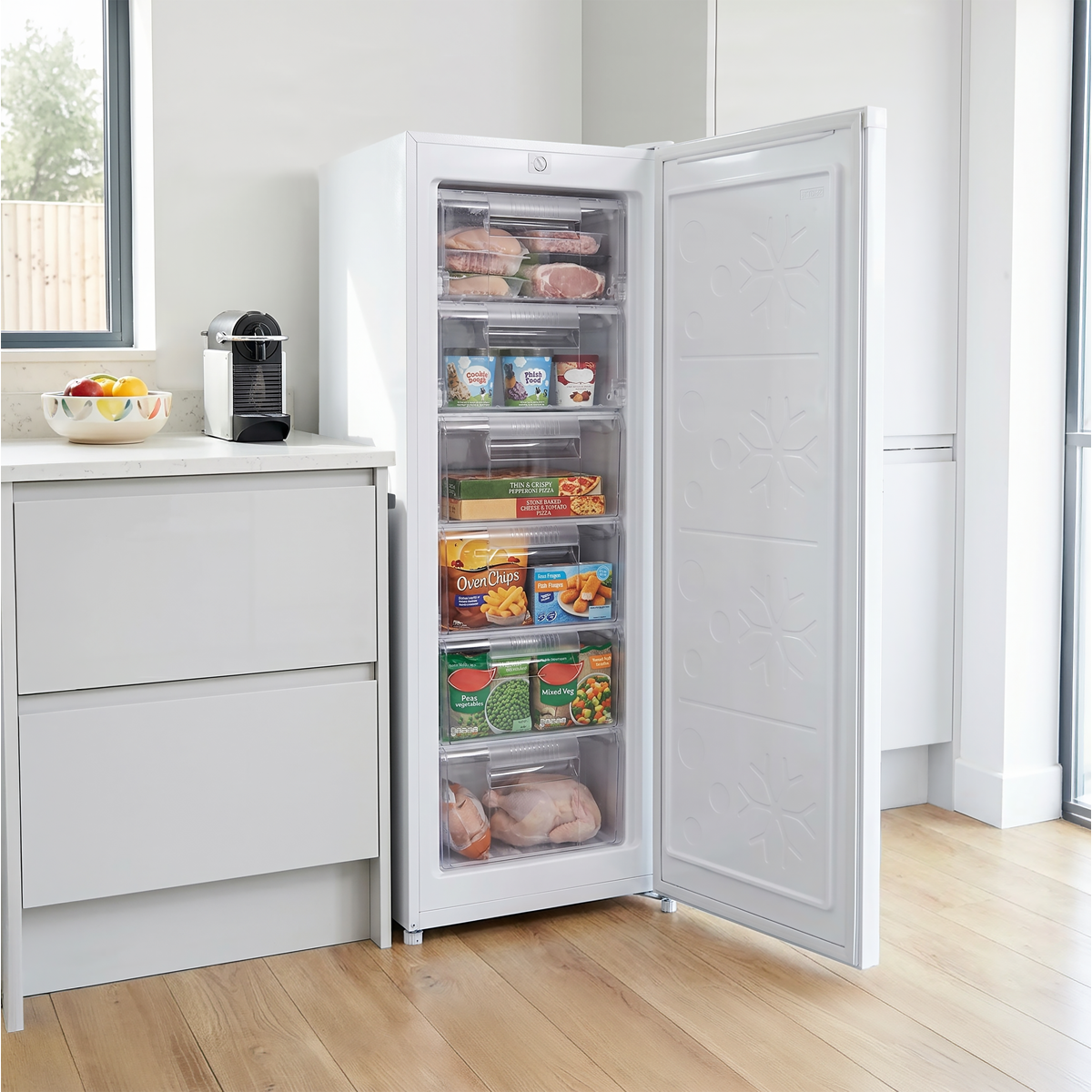 Baridi DH324 Baridi Freestanding Tall Freezer 177L Capacity – White