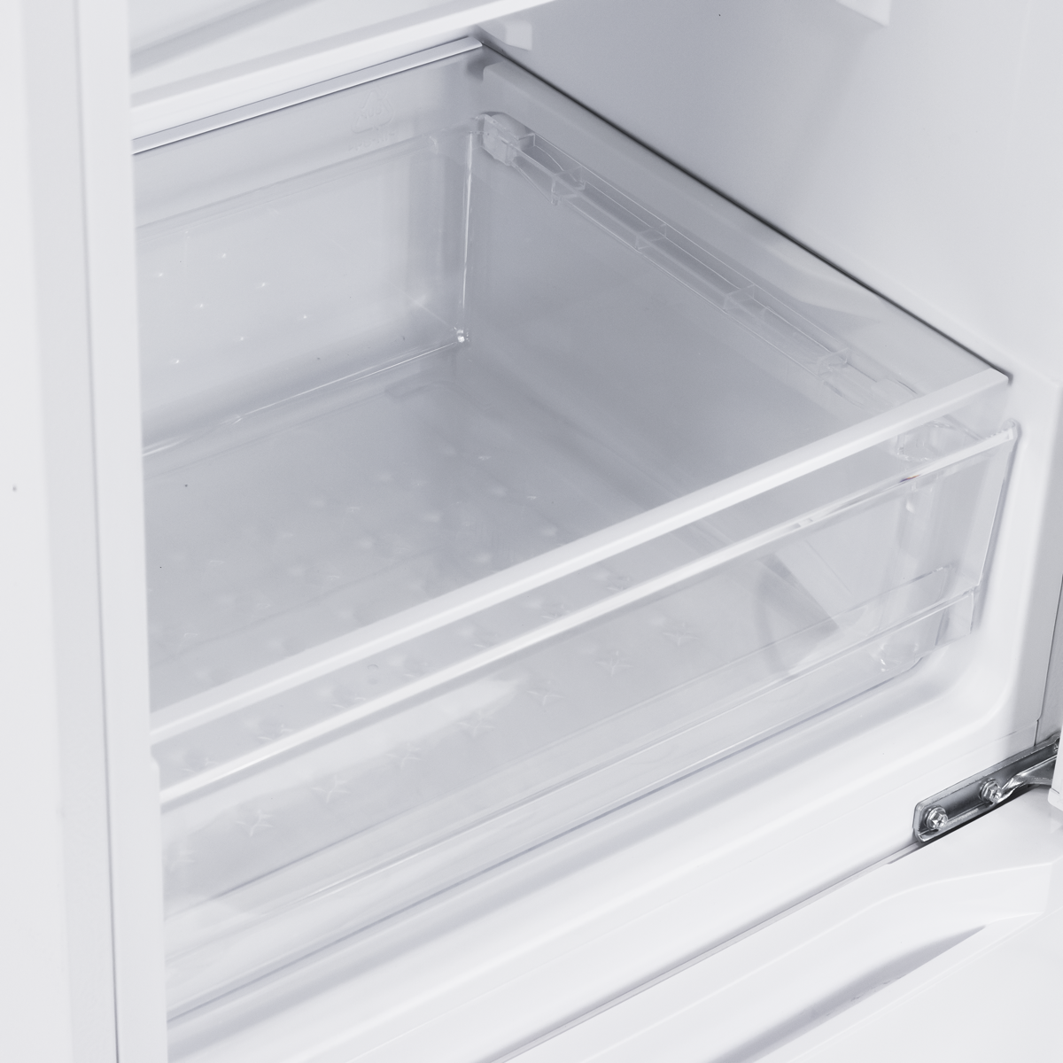 Baridi DH326 Baridi 60/40 Smart Frost Fridge Freezer 227L Capacity – White