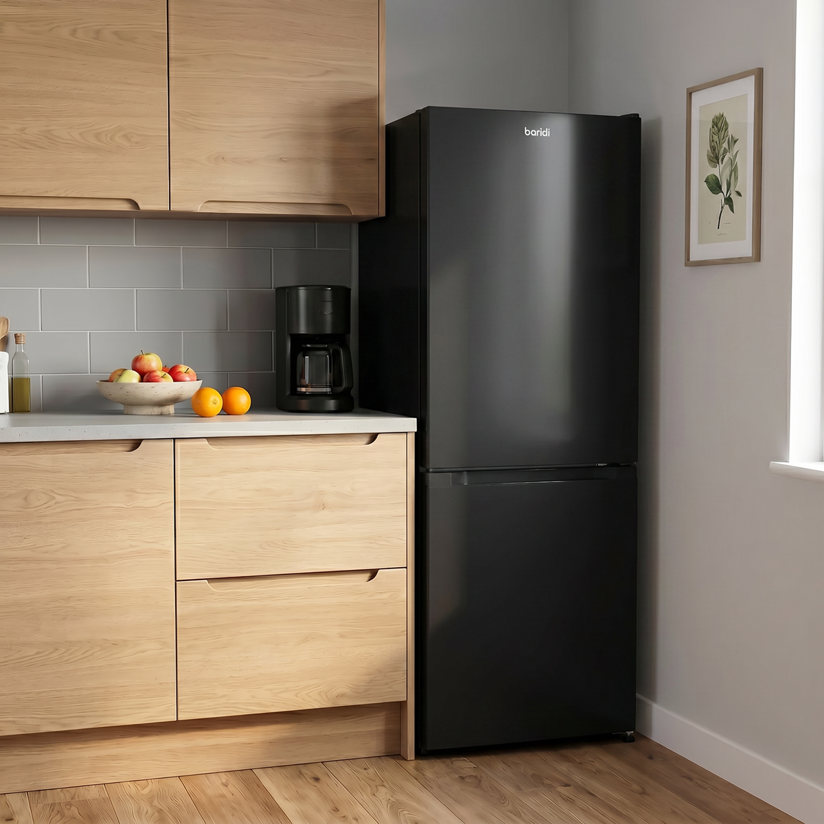 Baridi DH327 Baridi 60/40 Smart Frost Fridge Freezer 227L Capacity – Black