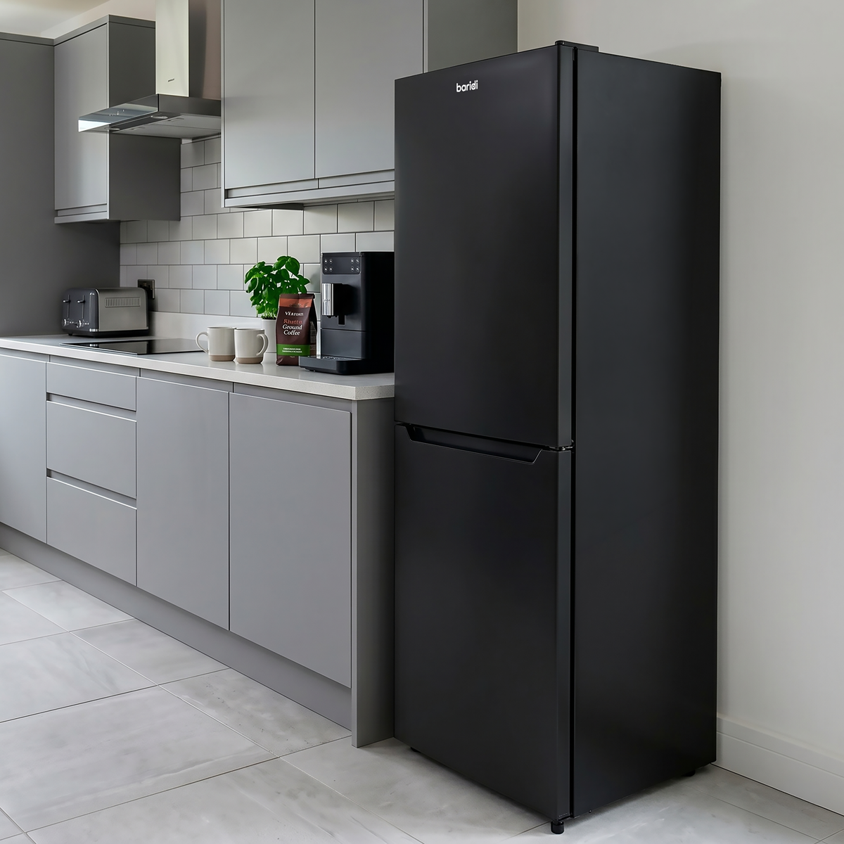 Baridi DH329 Baridi 50/50 Smart Frost Fridge Freezer 254L Capacity – Black