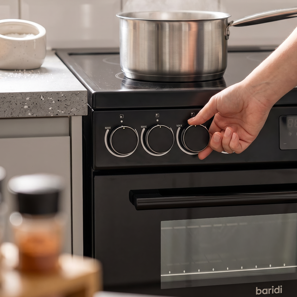 Baridi DH429 Baridi 60cm Freestanding Cooker with 99L Double Cavity & Ceramic Hob - Black