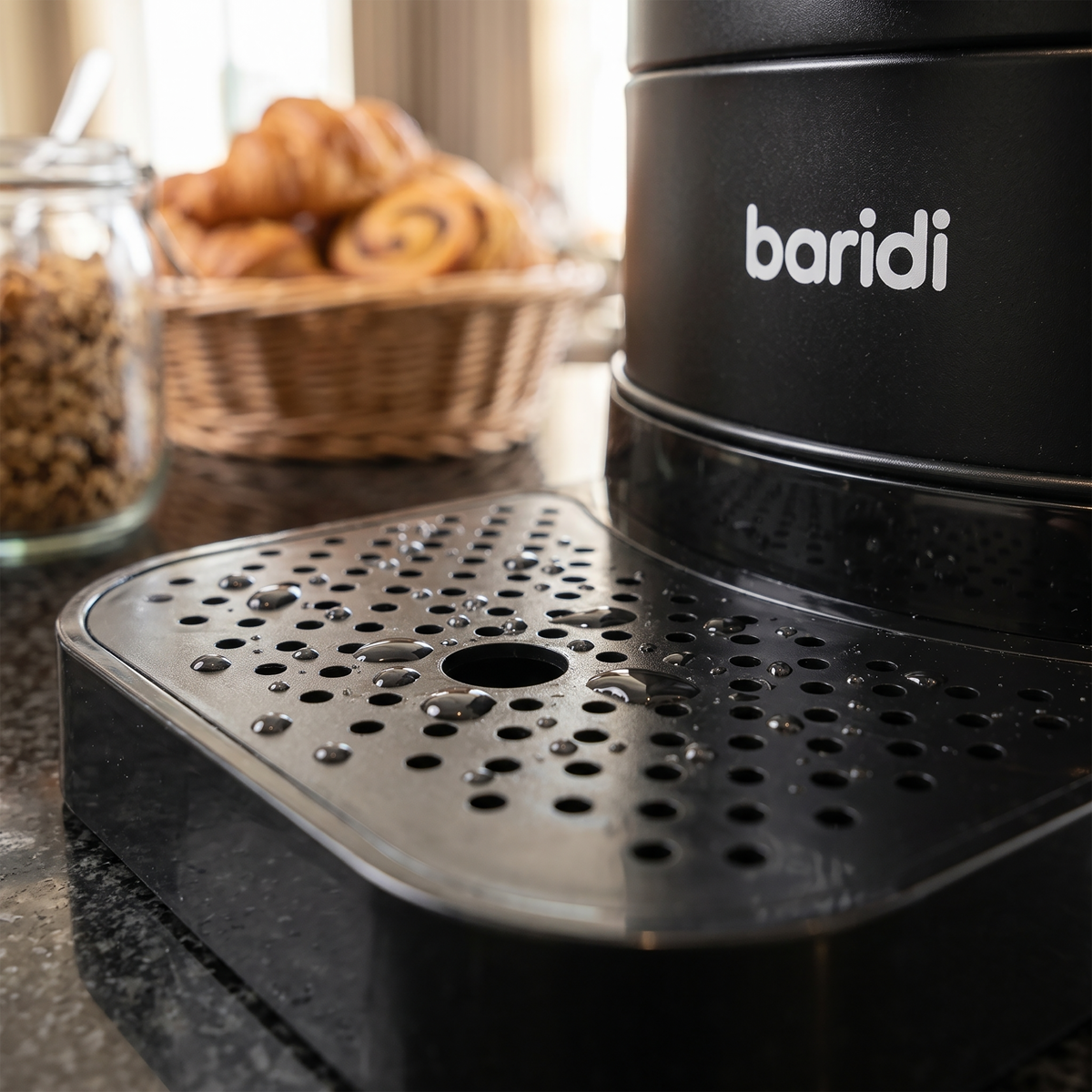 Baridi DH431 Baridi Hot Water Boiler/Tea Urn, 20L Capacity - Black