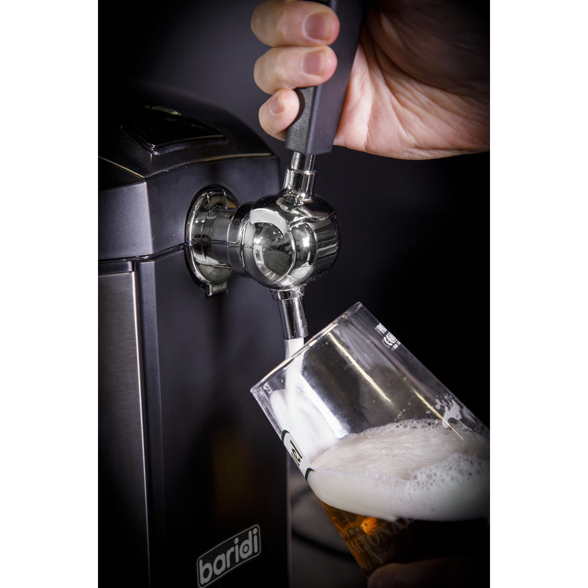 Baridi DH49 Baridi Mini Keg Draft Beer Dispenser Tap with Integrated Cooling 5L Capacity