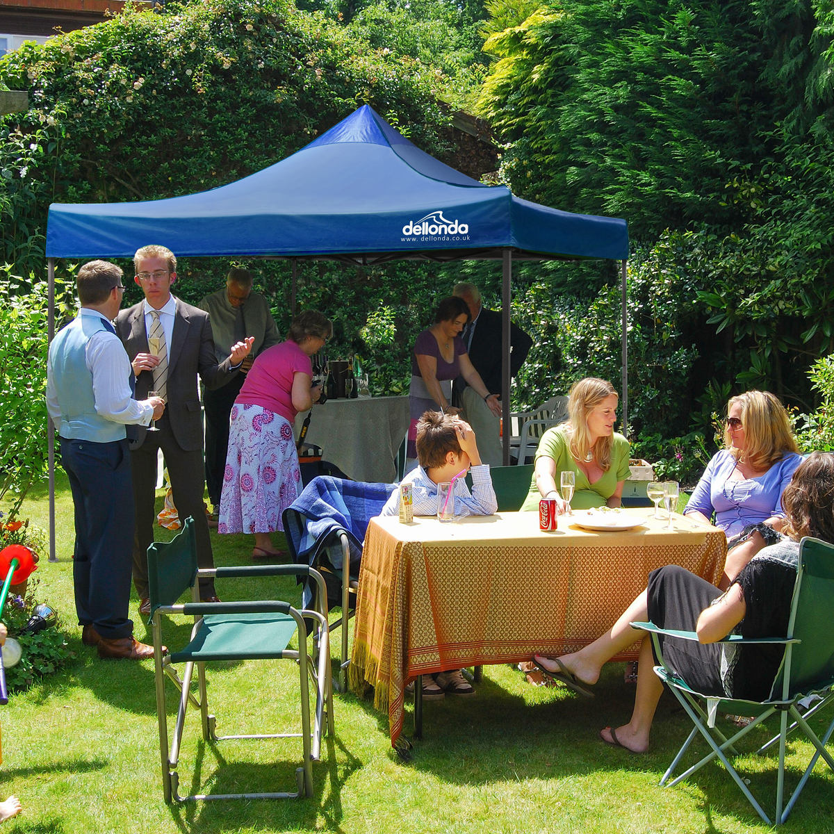 Dellonda DG131 Dellonda Premium 3 x 3m Pop-Up Gazebo, PVC Coated, Water-Resistant Fabric, Supplied with Carry Bag, Rope, Stakes & Weight Bags - Blue Canopy