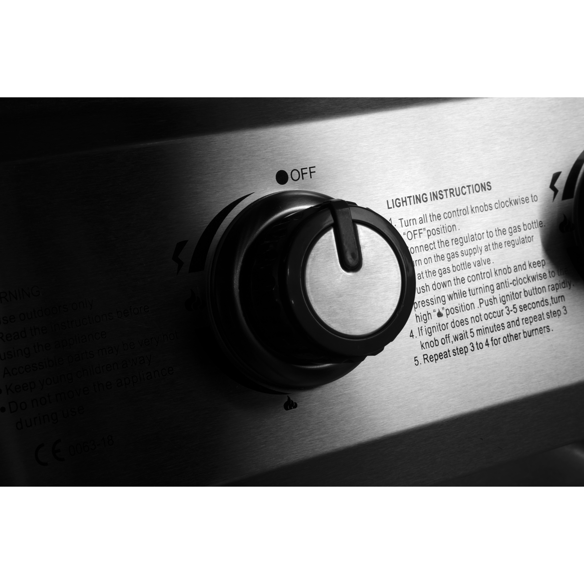 Dellonda DG16 Dellonda 3 Burner Deluxe Gas BBQ Grill with Piezo Ignition & Thermometer - Stainless Steel