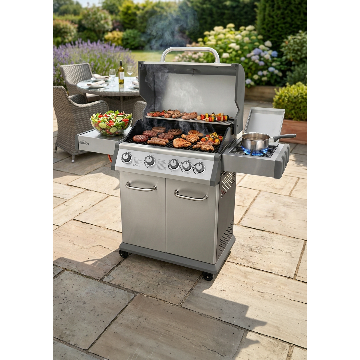 Dellonda DG17 Dellonda 4+1 Burner Deluxe Gas BBQ Grill with Piezo Ignition & Thermometer - Stainless Steel