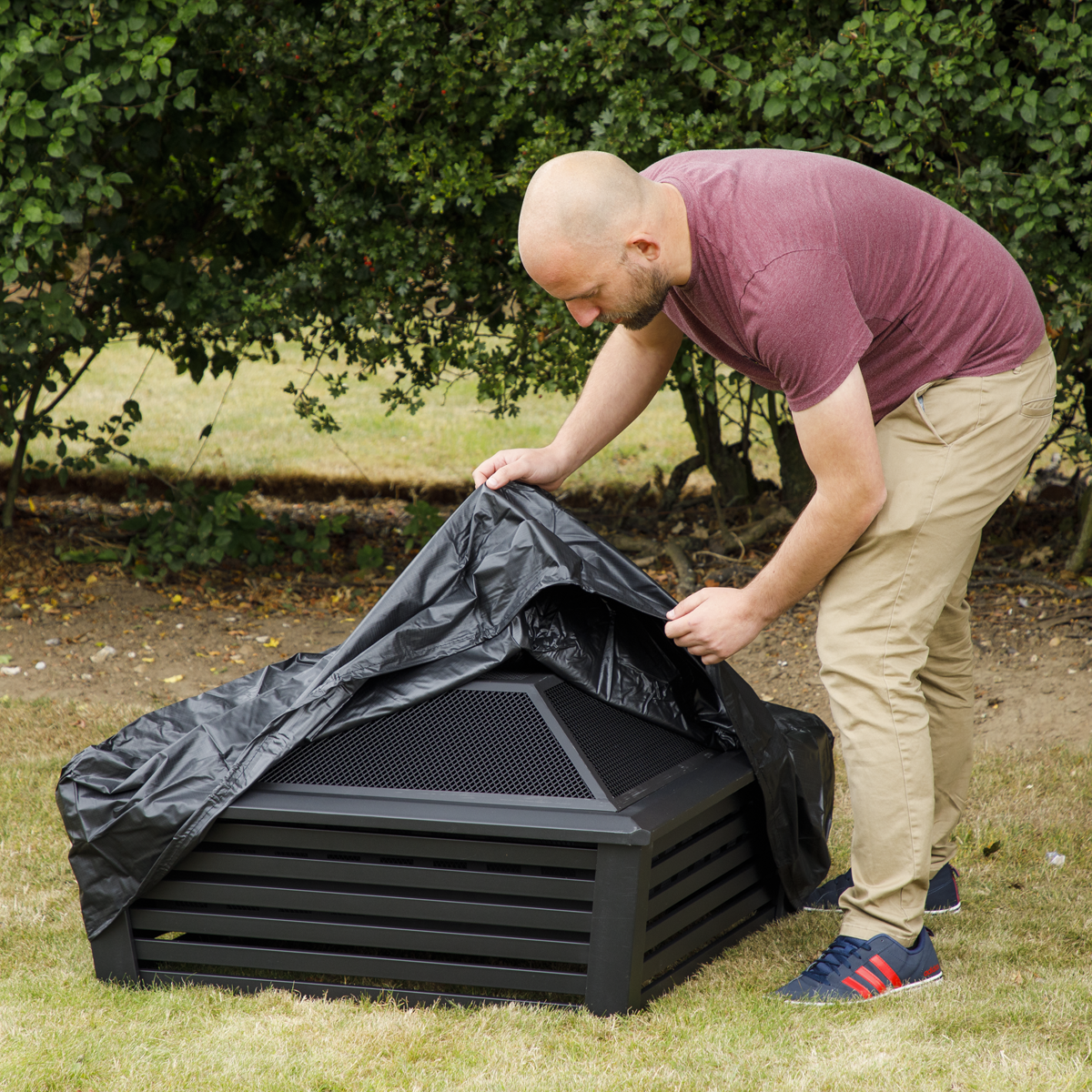 Dellonda DG238 Dellonda 89cm Square Outdoor Fire Pit, Mesh Screen Lid, Black with Water-Resistant Drawstring Cover