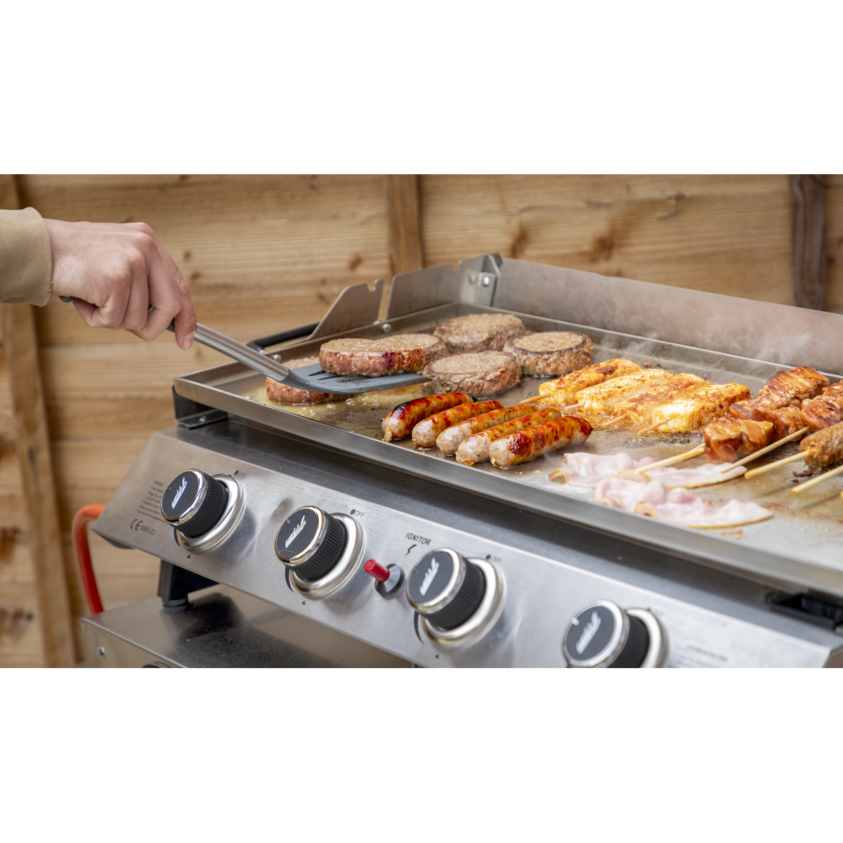 Dellonda DG277 Dellonda 4 Burner Stainless Steel Portable Gas Plancha with Warming Rack 10kW
