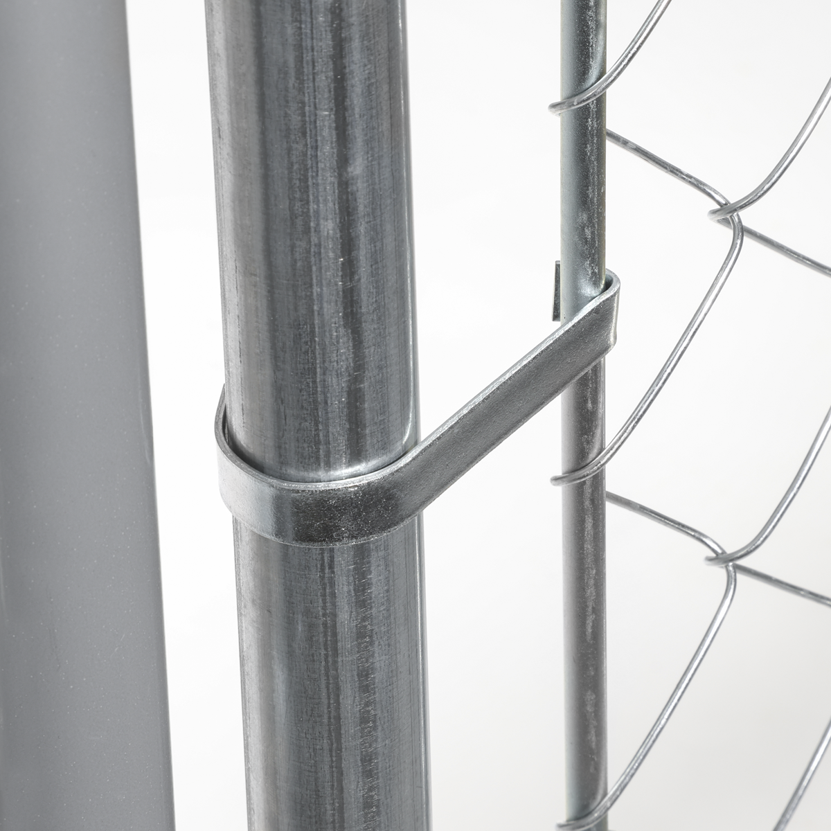 Dellonda DG281 Dellonda Galvanised Steel Dog Kennel with Roof Cover & Chain Link Fencing