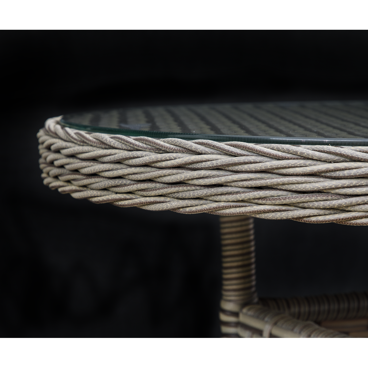 Dellonda DG65 Dellonda Chester Rattan Wicker Round Outdoor Table with Tempered Glass Top