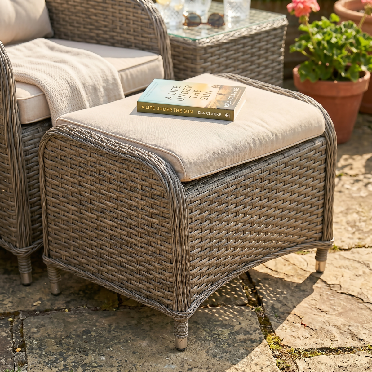 Dellonda DG68 Dellonda Chester Rattan Wicker Outdoor Recliner Loungers & Table Set 5pc