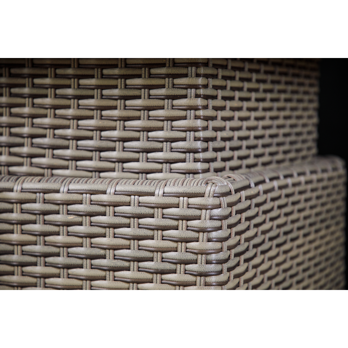 Dellonda DG73 Dellonda Chester Rattan Wicker Adjustable-Height Outdoor Dining Table