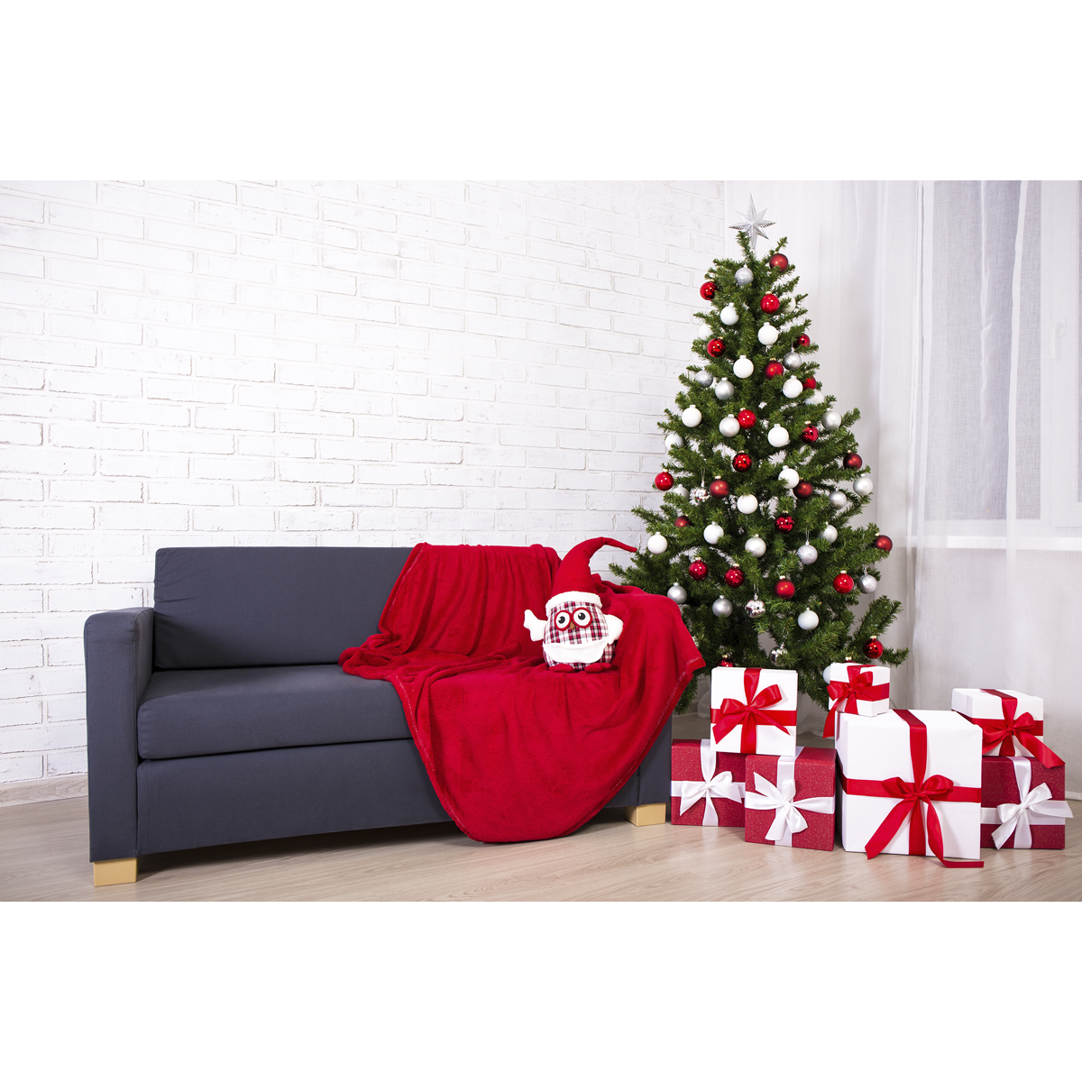 Dellonda DH45 Dellonda Artificial Hinged Christmas Tree 6ft(180cm)