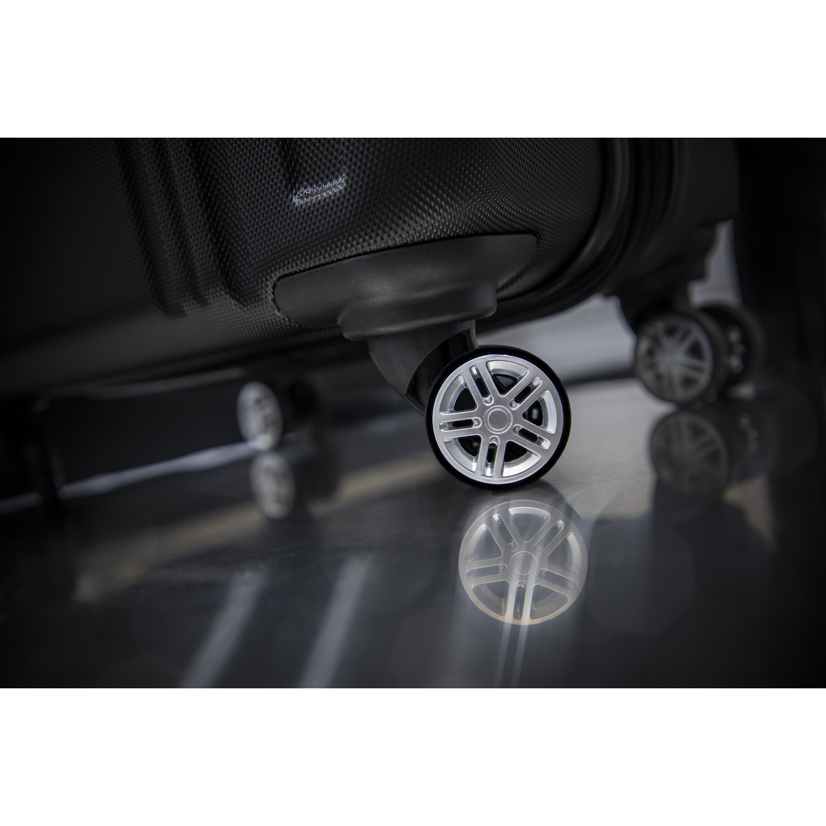 Dellonda DL11 Dellonda Lightweight ABS Luggage Set with TSA Lock - Black