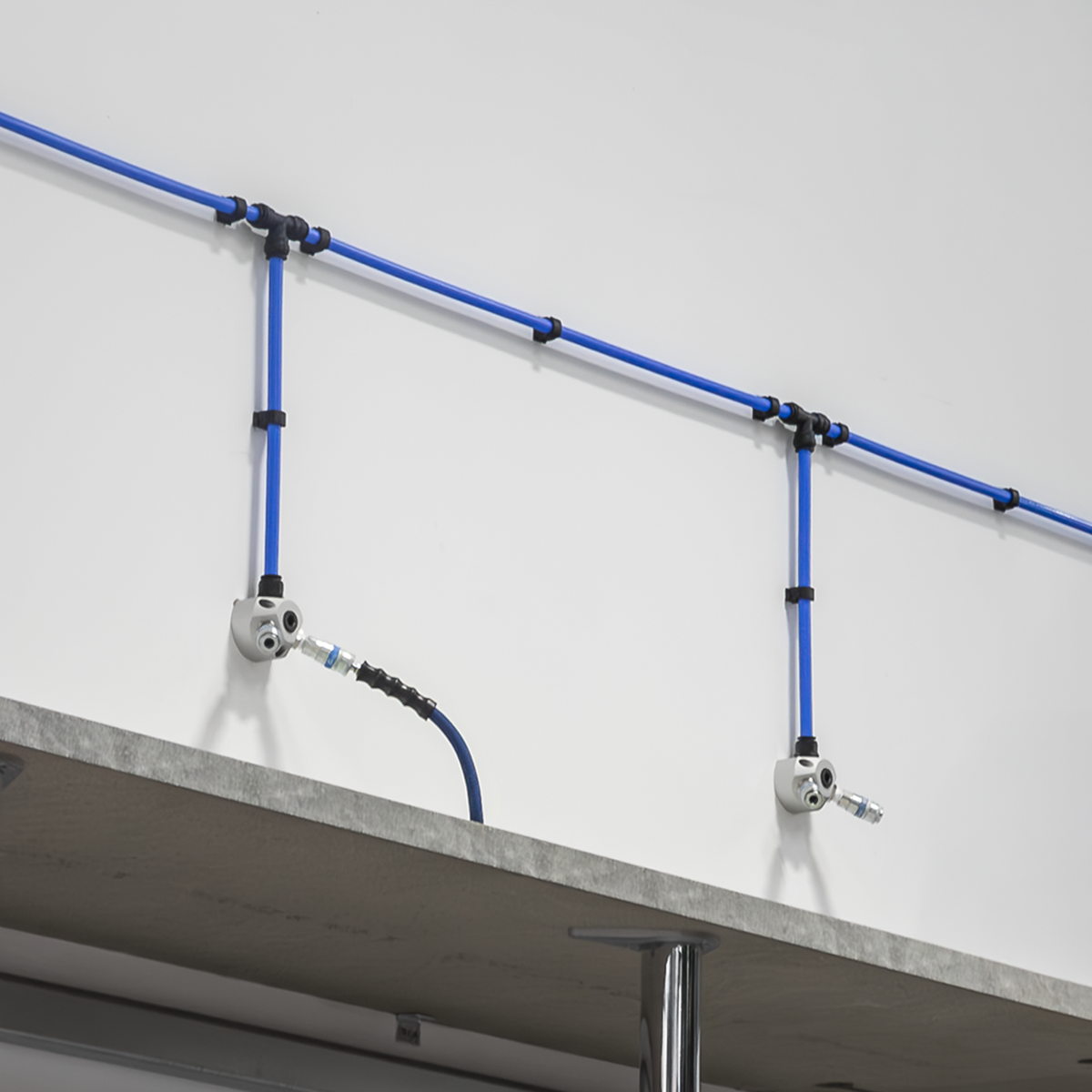 John Guest CAS12WB John Guest® Wall Box 3 x 1/2"BSP Connection