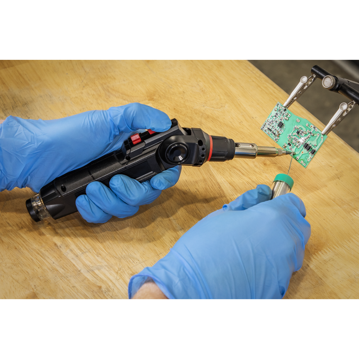 Premier AK2971 Premier 3-in-1 Butane Indexing Soldering Iron Kit