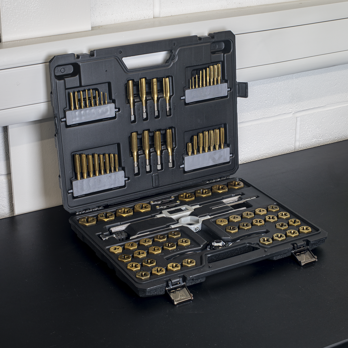 Premier AK3086HIM Premier Metric/Imperial Hexagonal Tap & Die Set 86pc