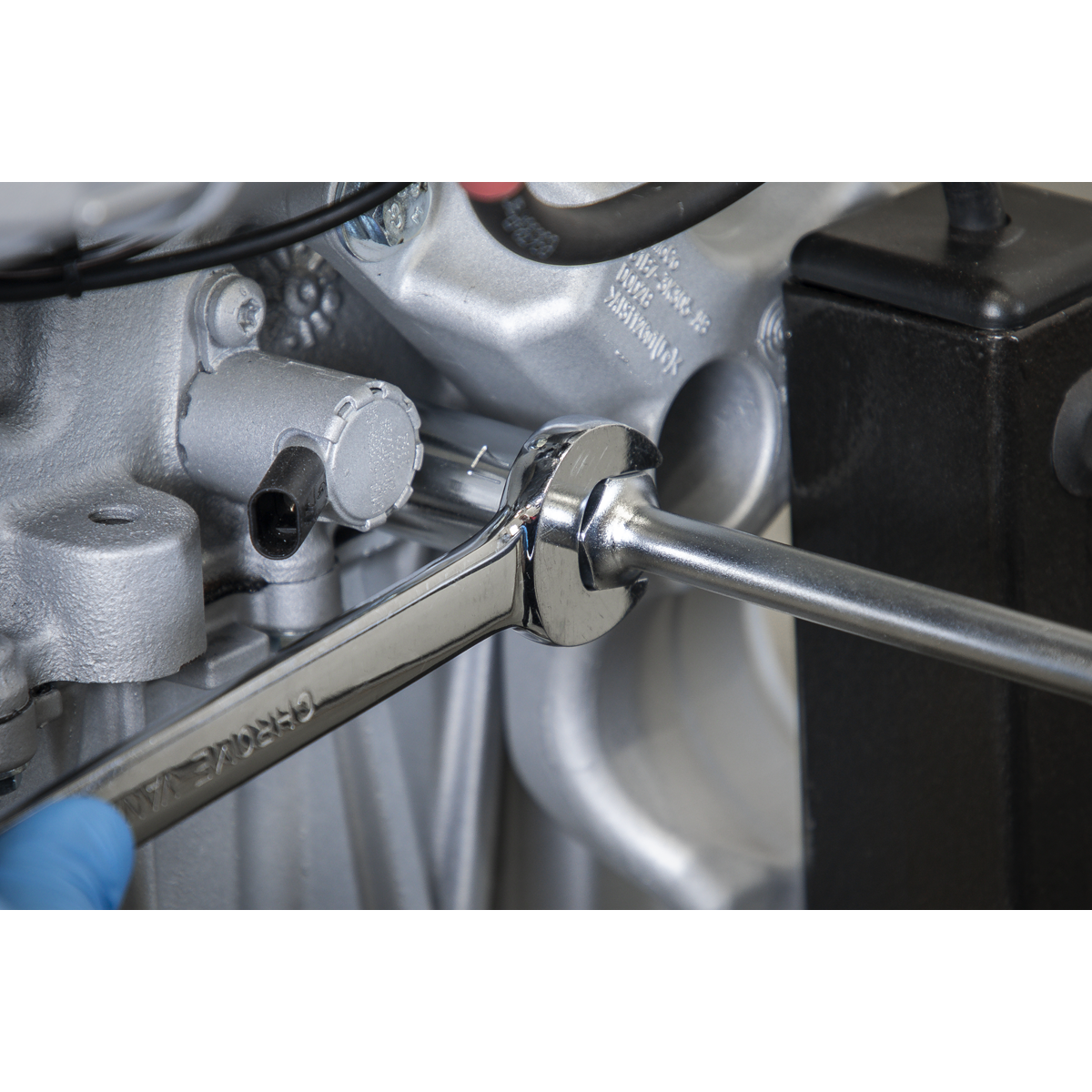 Premier AK5828 Premier T-Handle Nut Driver 17 x 300mm