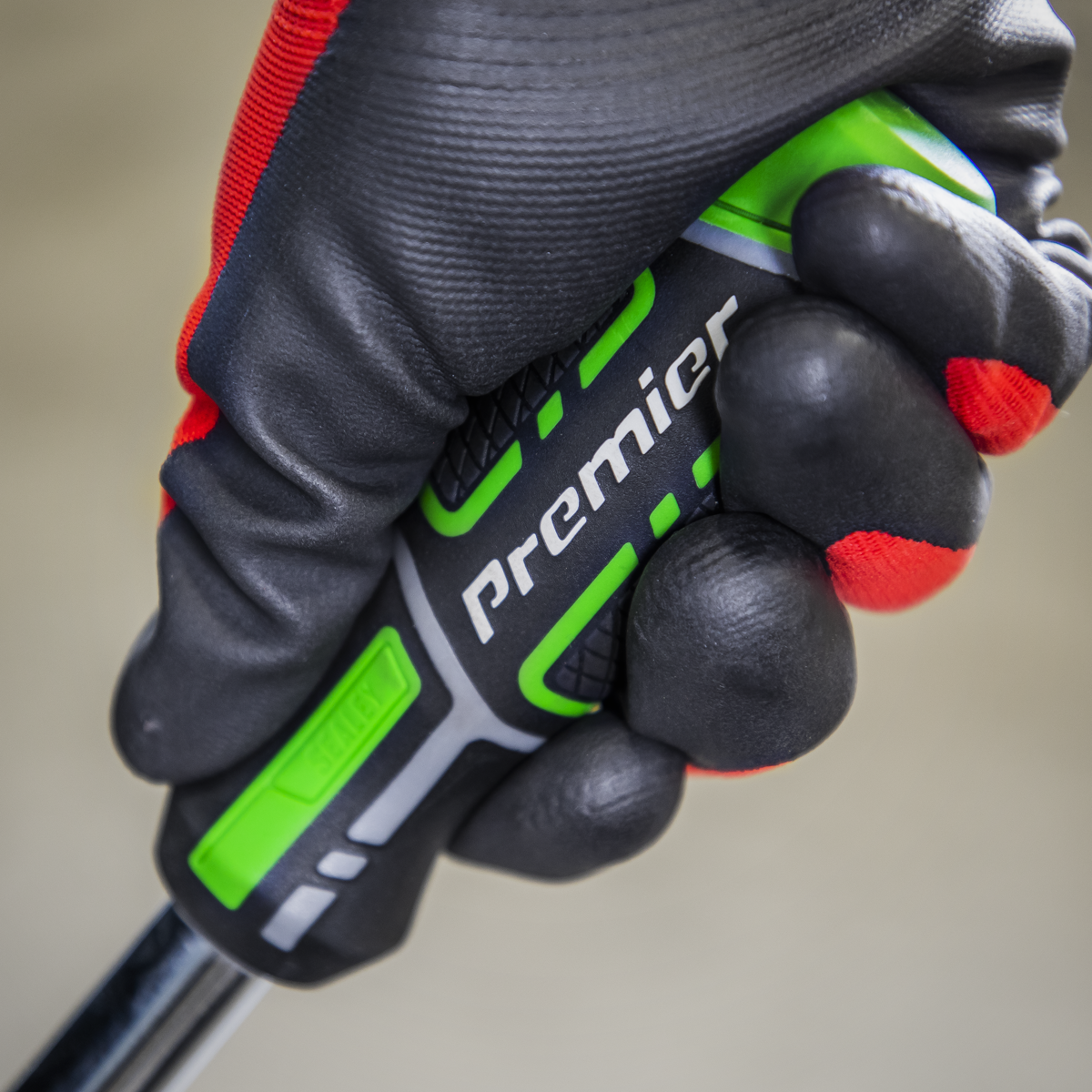 Premier AK7307HV Premier Breaker Bar 1/2"Sq Drive 750mm - Hi-Vis Green