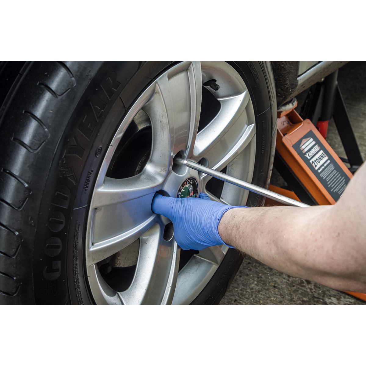 Premier AK7500 Premier WheelEazy™ Wheel Fitting & Alignment Tool