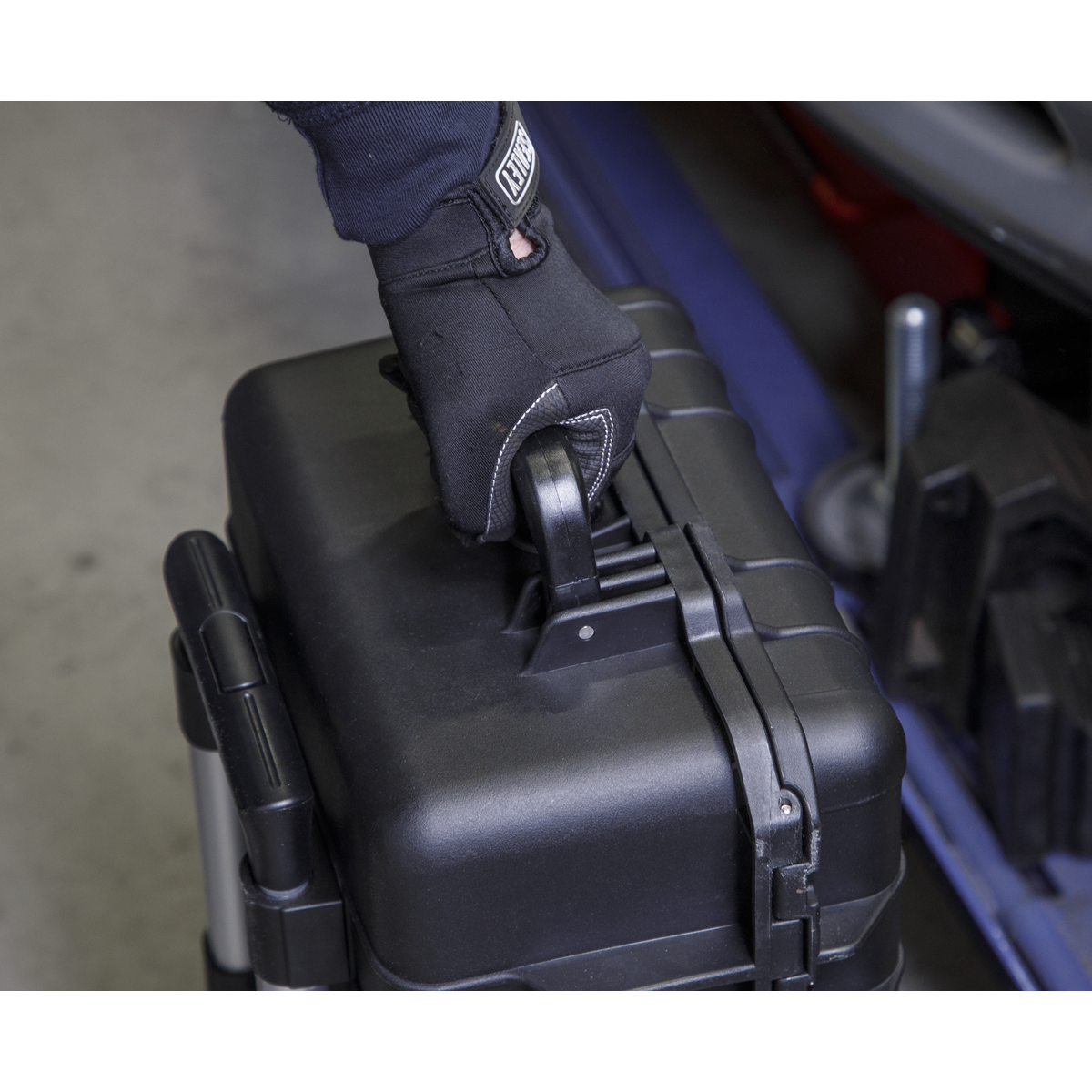 Premier AK7938 Premier Insulated Tool Kit 3/8"Sq Drive 1000V 50pc - VDE Approved